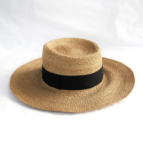 reinhard-plank-straw-hat-de-smet-dossier